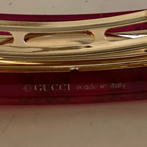 Gucci Fuchsia Crystal Hair Clip COMES WITH BOX - Picture 4 of 7